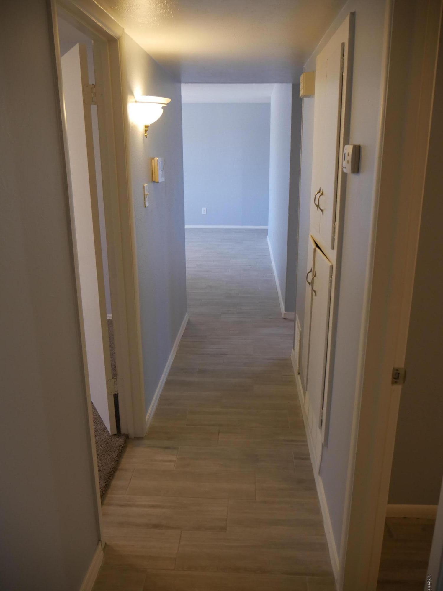 5024 West Cheery Lynn Road Phoenix, AZ 85031 - Photo 8 of 14 P1020103