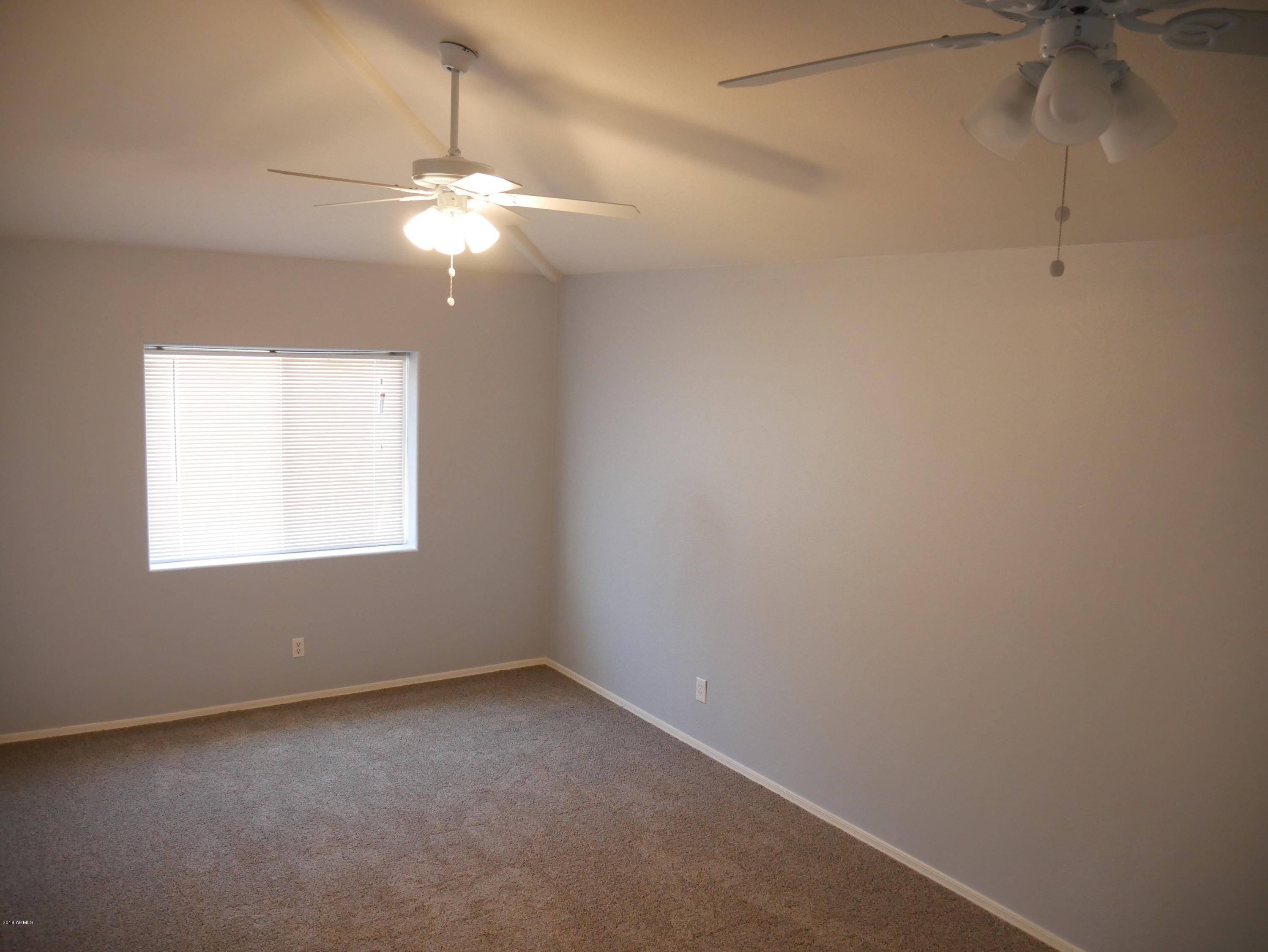 5024 West Cheery Lynn Road Phoenix, AZ 85031 - Photo 9 of 14 P1020111