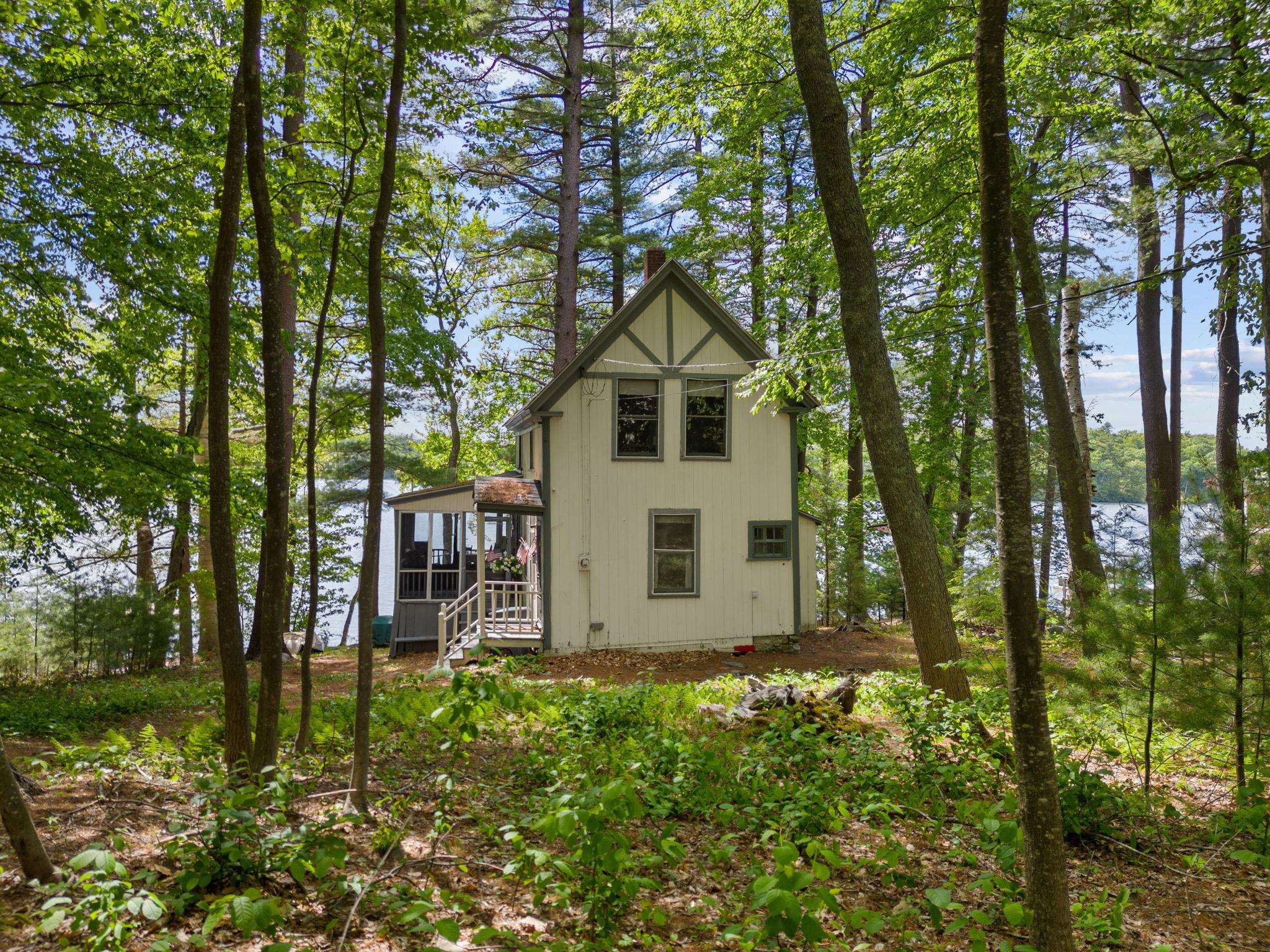 33 Lake Shore Road Salem, NH 03079 - Photo 4 of 23