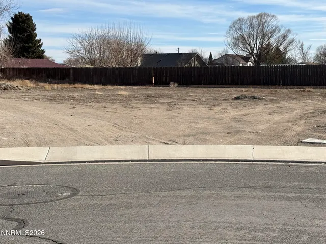 $55,000 | 312 Copper Pointe Circle, Yerington, NV 89447