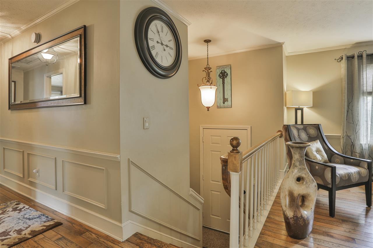225 Oneida Street Manchester, NH 03102 - Photo 9 of 22