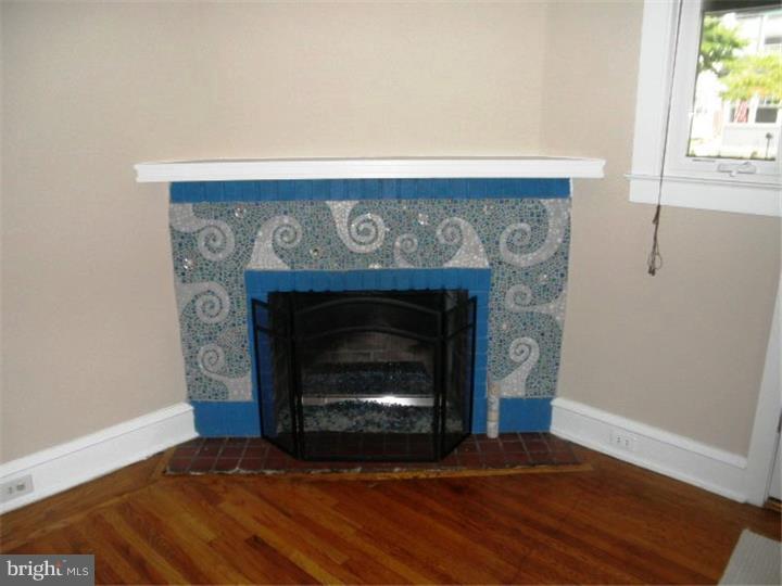 215 Sedgewood Road Springfield, PA 19064 - Photo 4 of 25 Fireplace