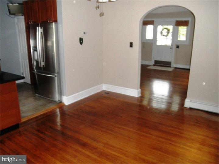 215 Sedgewood Road Springfield, PA 19064 - Photo 7 of 25 Dining Room