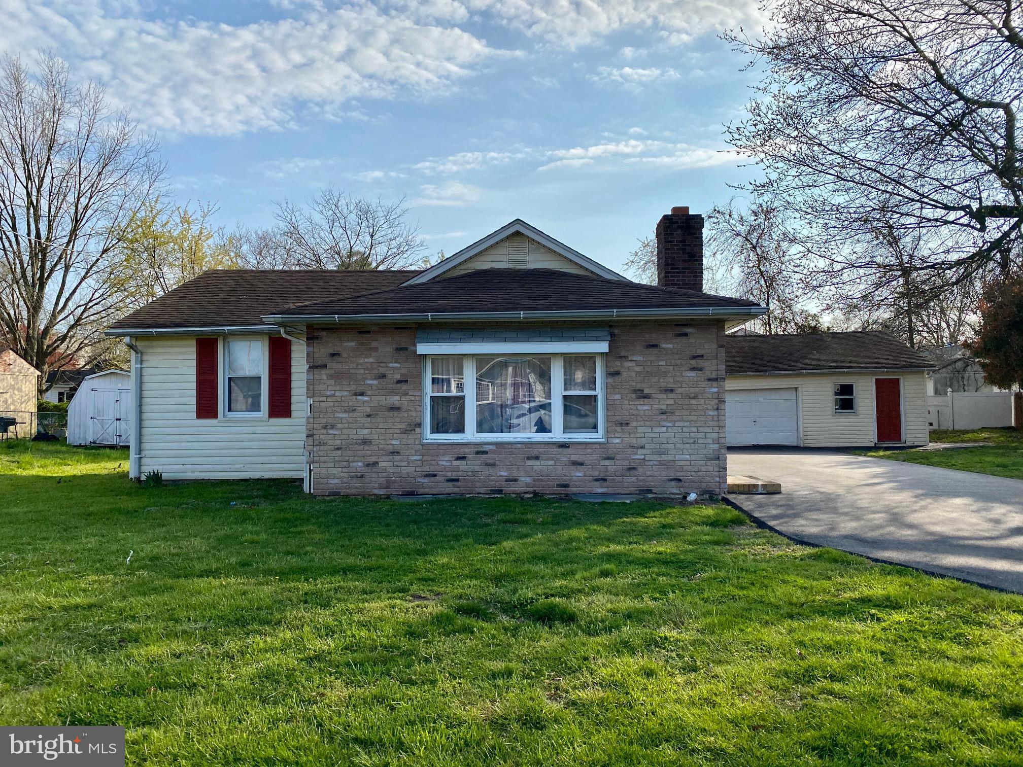87 Lafayette Road Pennsville, NJ 08070 - Photo 3 of 35 Gallery Image 3