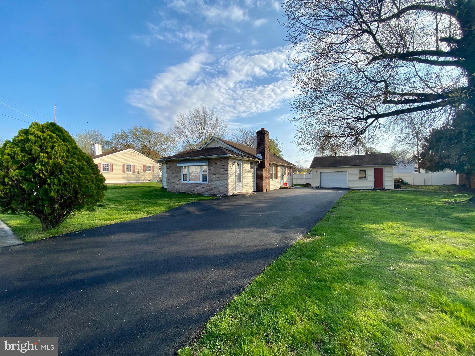 87 Lafayette Road Pennsville, NJ 08070 - Photo 5 of 35 Gallery Image 5