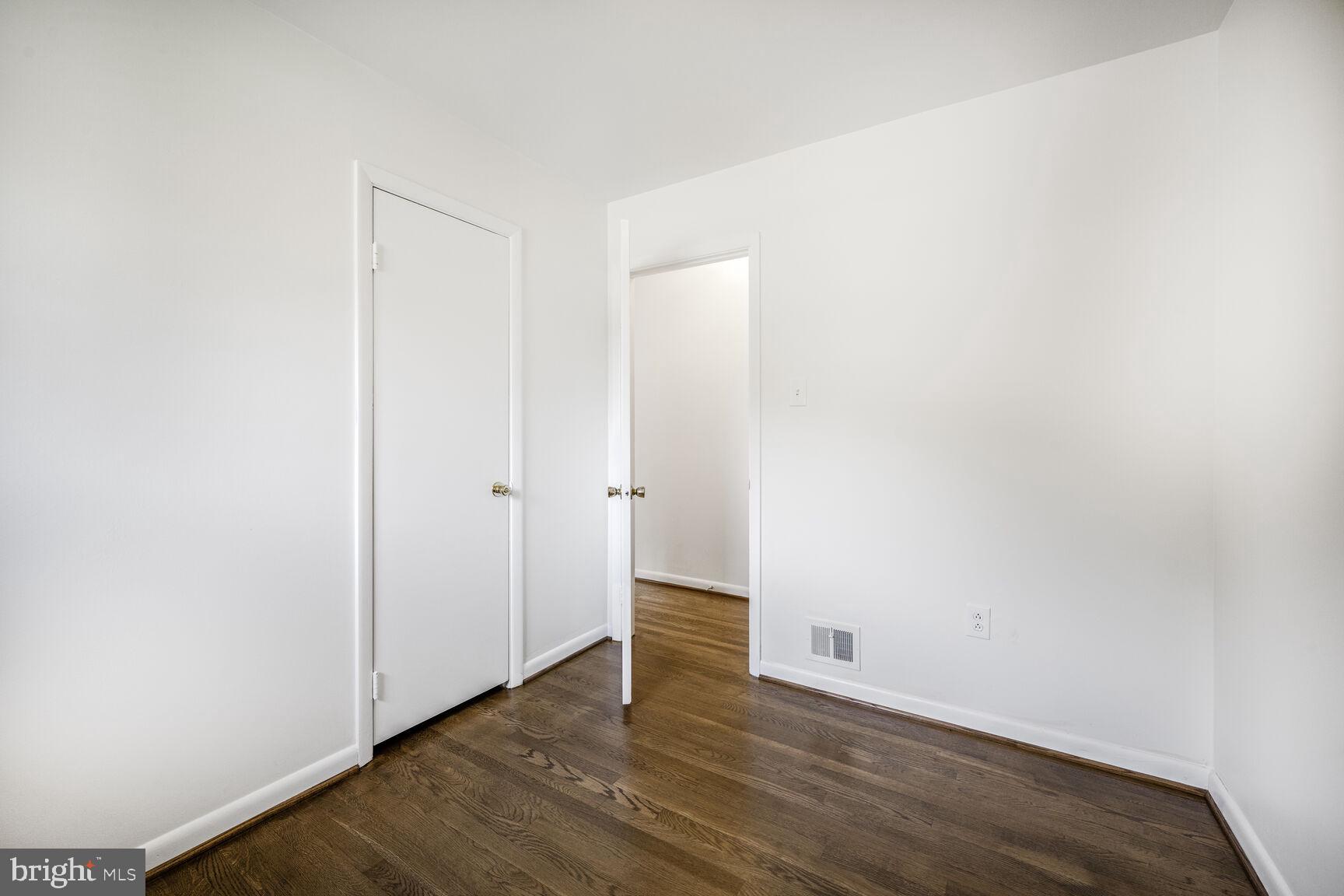 10900 Troy Road Rockville, MD 20852 - Photo 10 of 25 Gallery Image 10