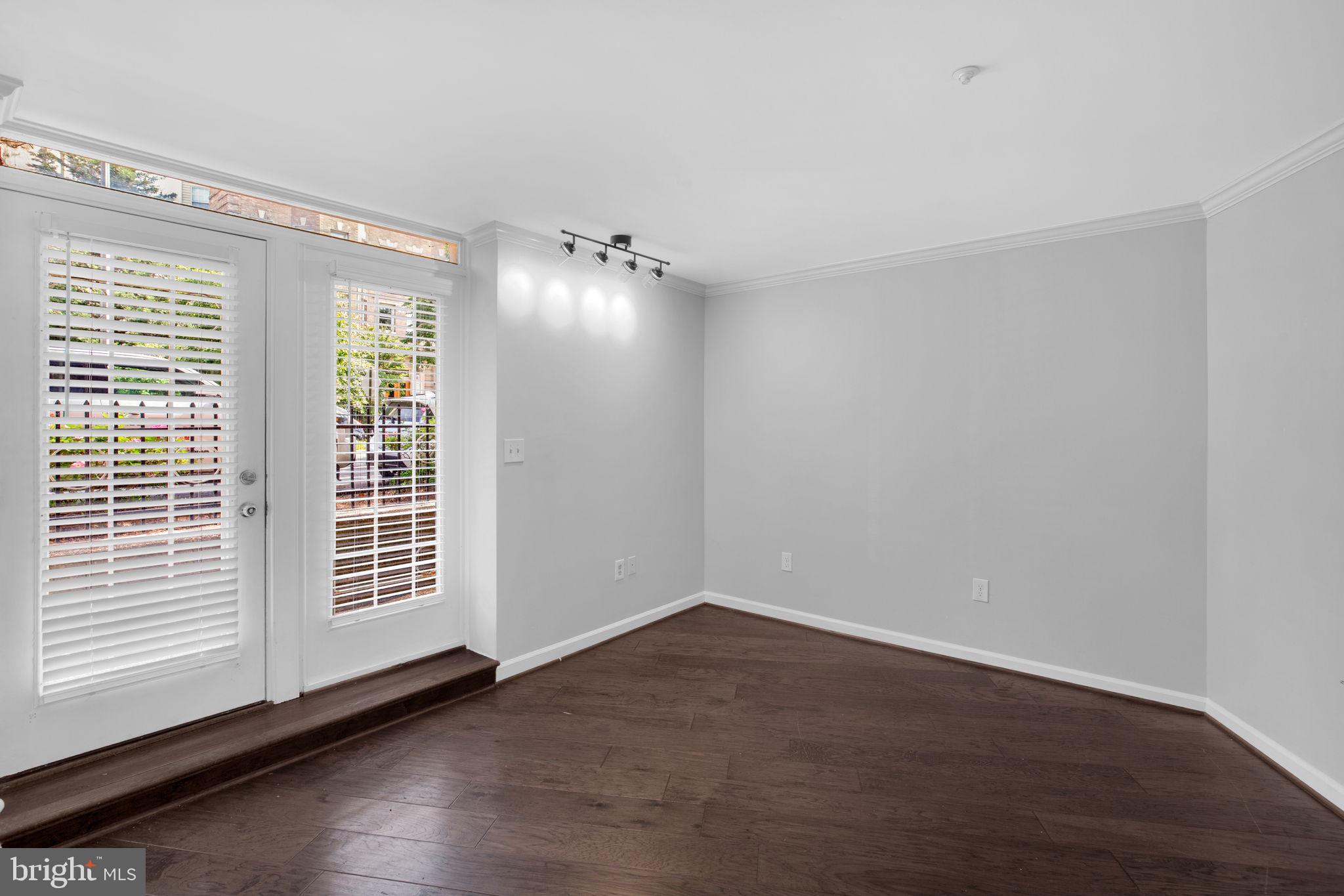 1801 Calvert Street Northwest, Unit G9 Washington, DC 20009 - Photo 3 of 20