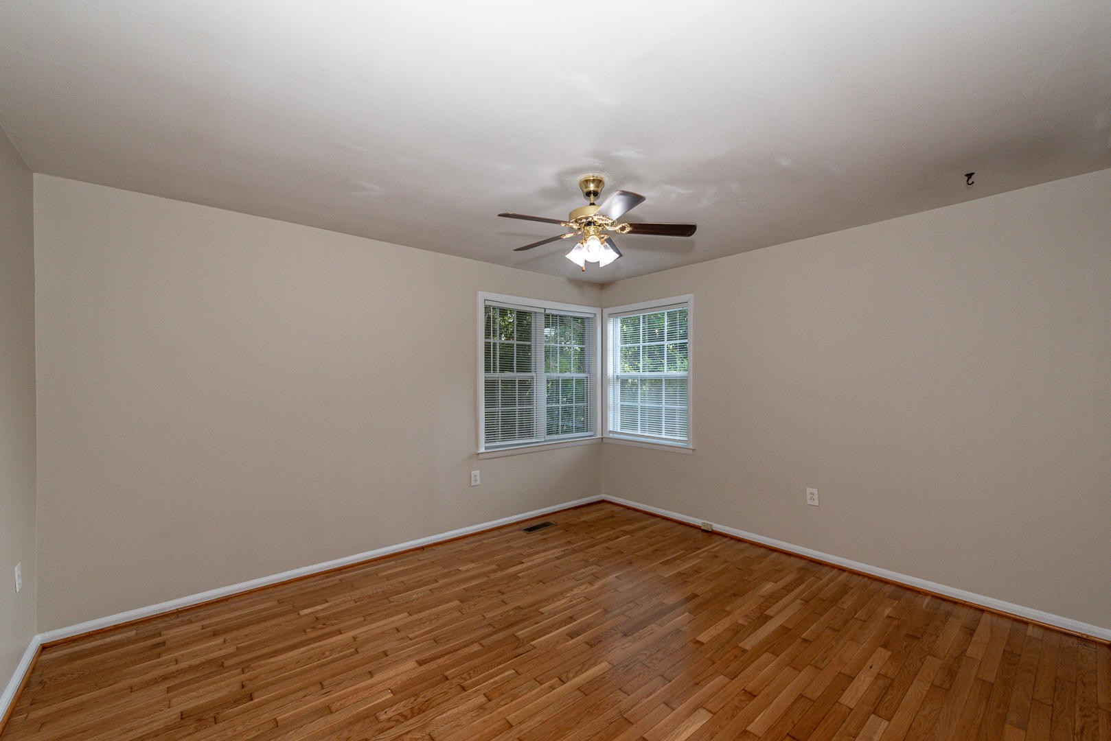 512 South Ruth Street Maryville, TN 37803 - Photo 27 of 33