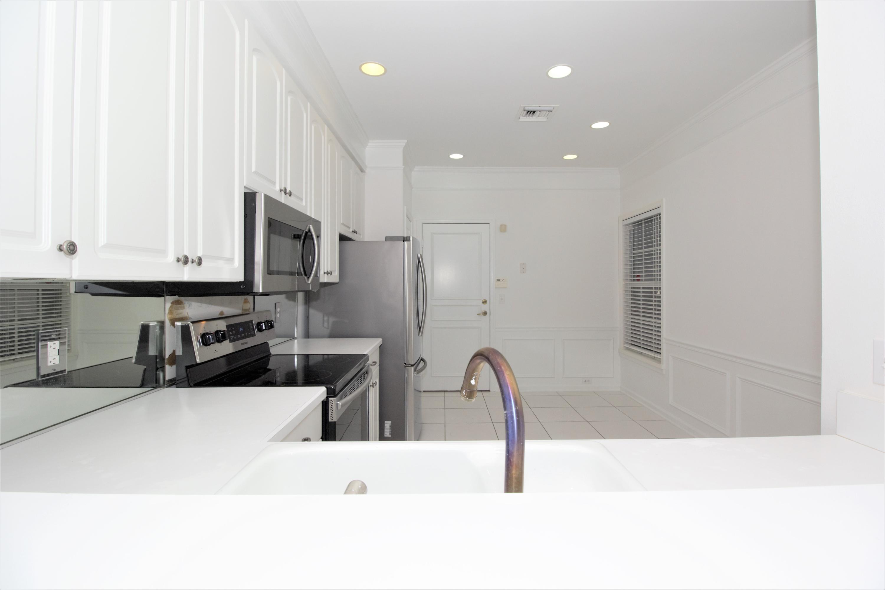 21530 St Andrews Grand Circle, Unit 27 Boca Raton, FL 33486 - Photo 8 of 30 7