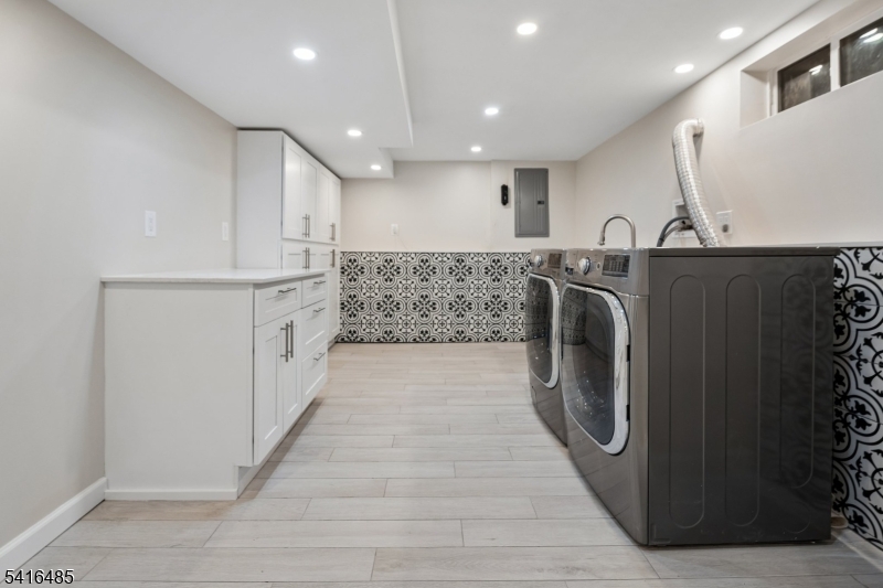 28 Elmwood Road Springfield, NJ 07081 - Photo 21 of 27