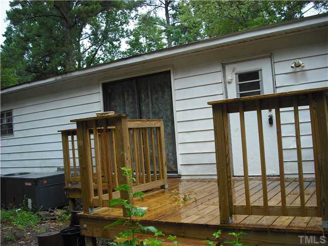 128 Ashley Road Apex, NC 27539 - Photo 10 of 11