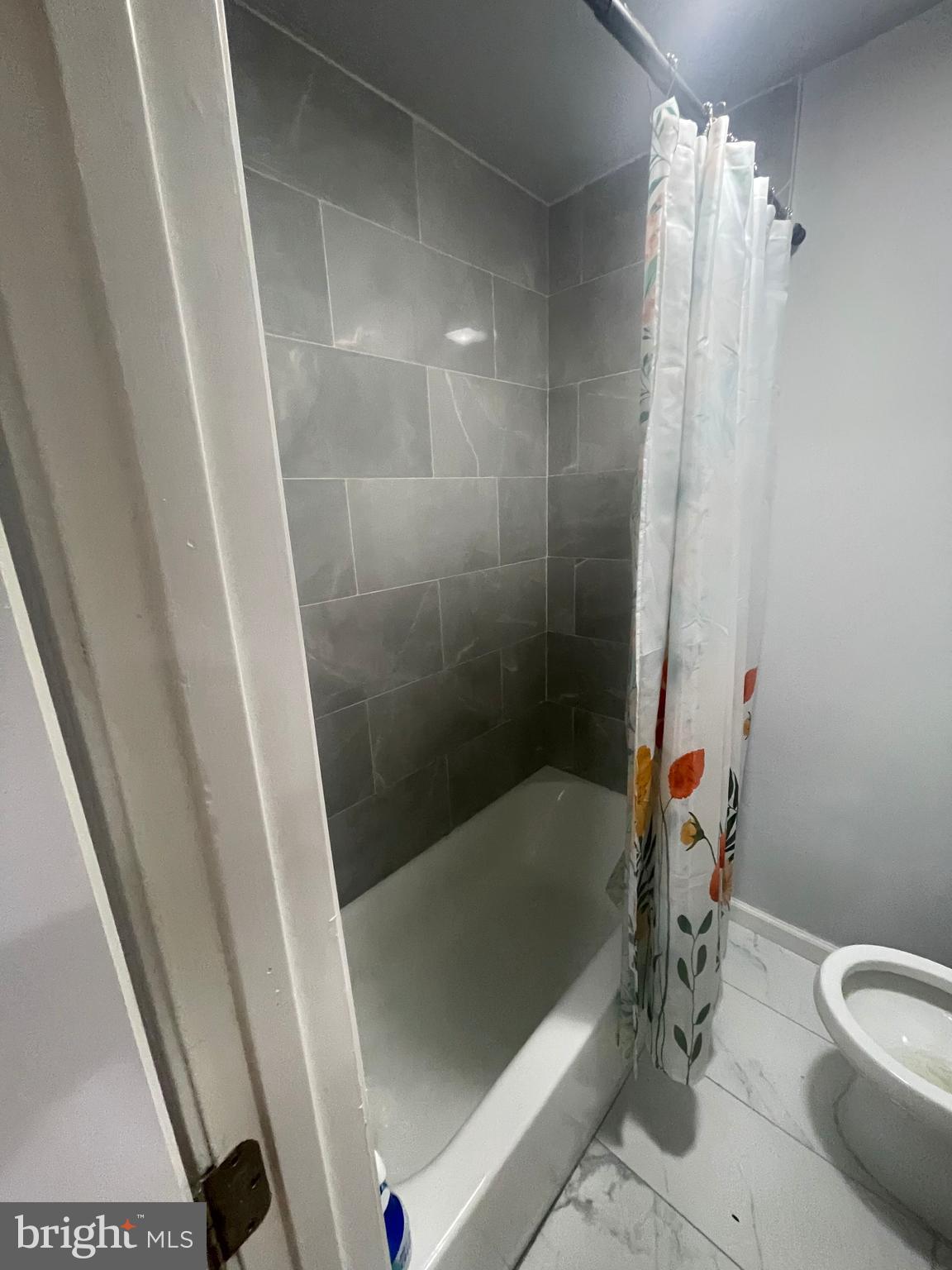 1913 South 20th Street, Unit 1 Philadelphia, PA 19145 - Photo 5 of 11