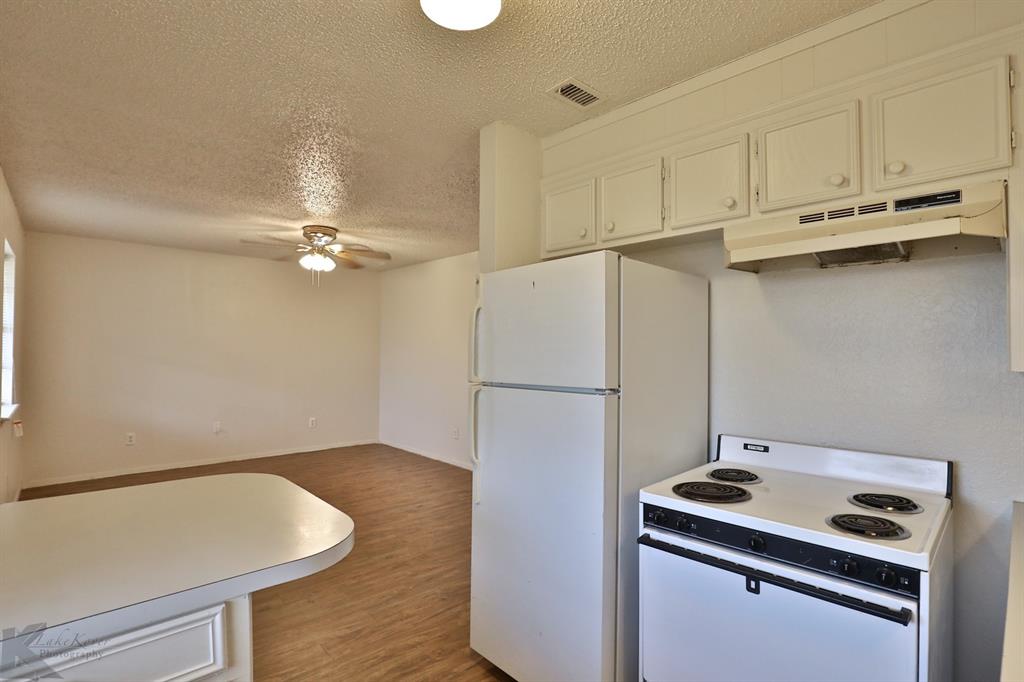 207 Taylor Street, Unit 6 Merkel, TX 79536 - Photo 2 of 19