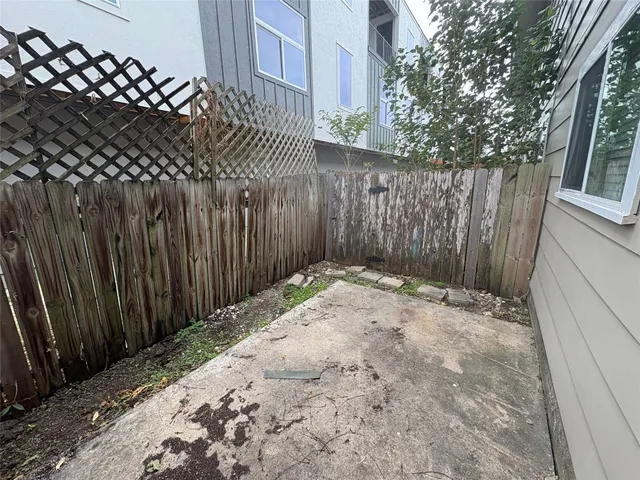 $1,050 | 7914 Mullen Drive, Unit 105, Austin, TX 78757