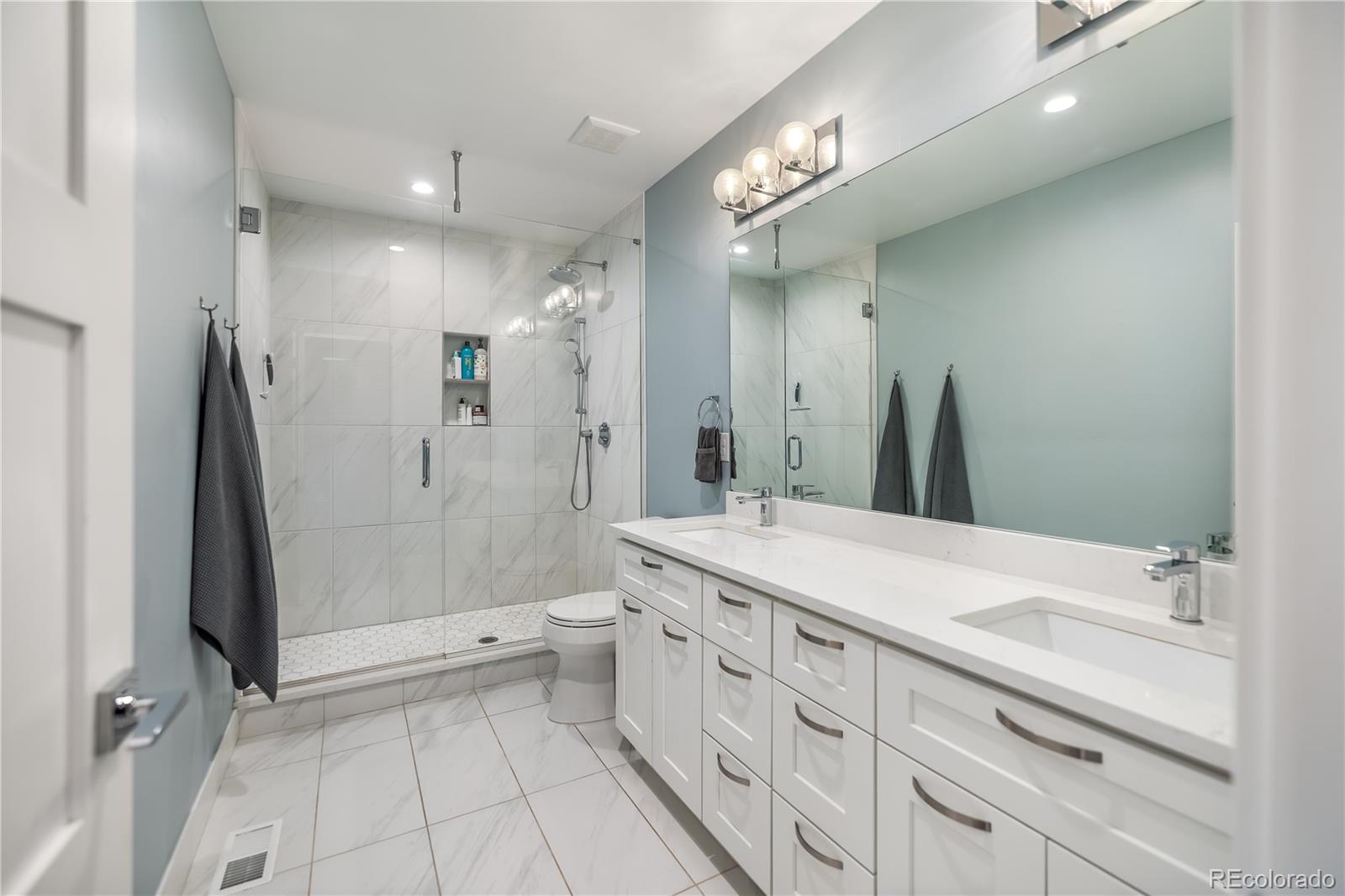 1728 Hooker Street Denver, CO 80204 - Photo 23 of 49