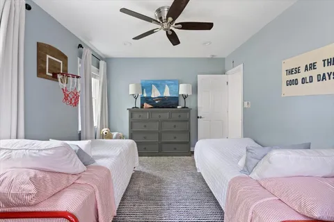 $825,000 | 131 Joyce Place, Park Ridge, IL 60068