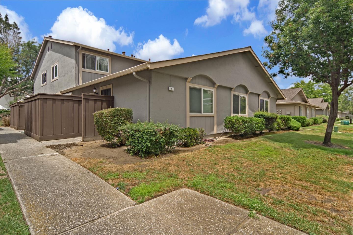 341 Rio Verde Place, Unit 4 Milpitas, CA 95035 - Photo 2 of 36 Gallery Image 2