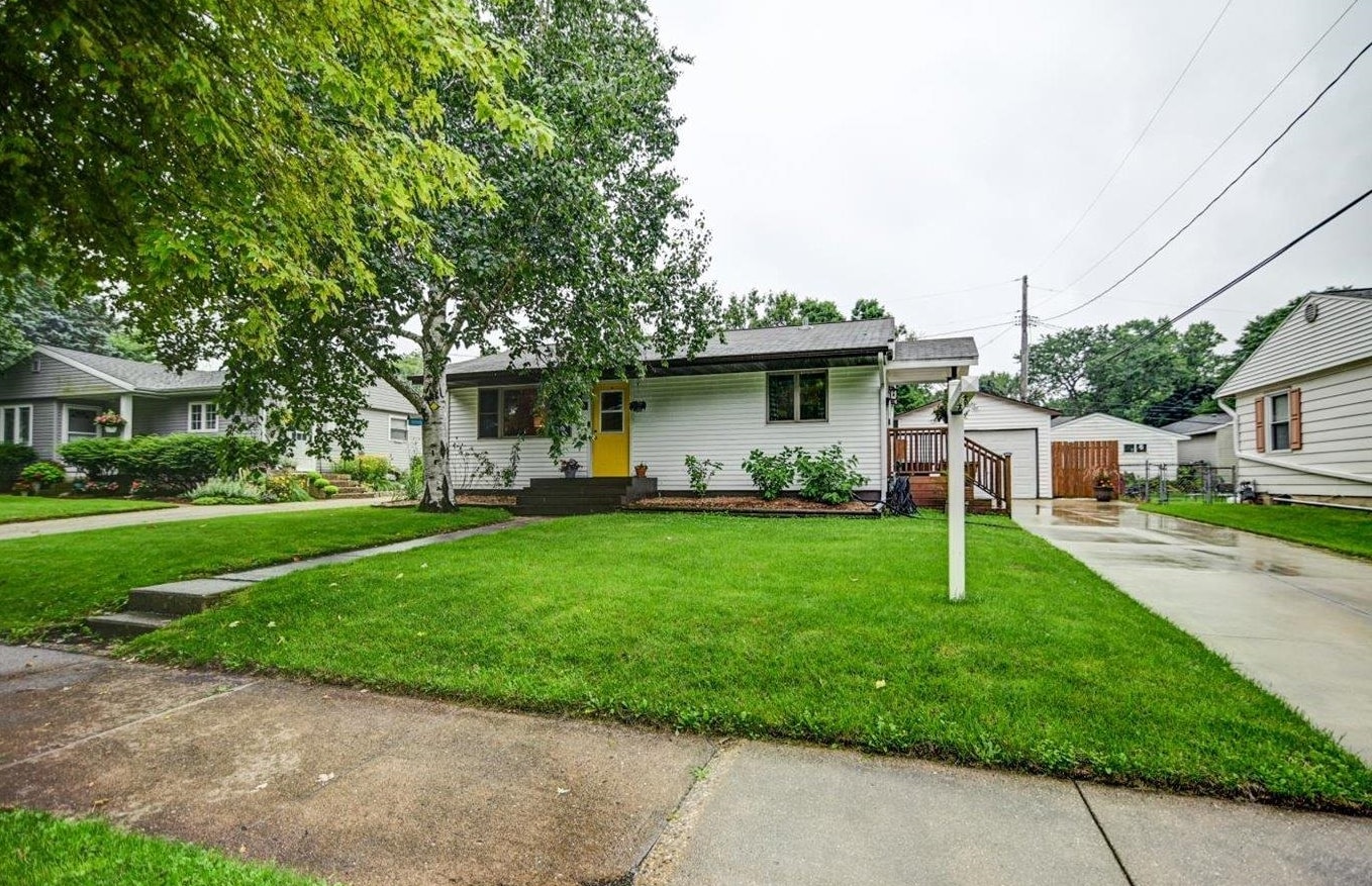 3909 Hynek Road Madison, WI 53714 - Photo 1 of 1 Gallery Image 1