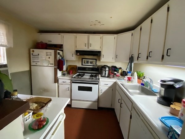 77 Scribner Road Tyngsborough, MA 01879 - Photo 7 of 18