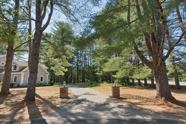 $5,195,000 | 3-4 Trestle Lane, Harrison, ME 04040
