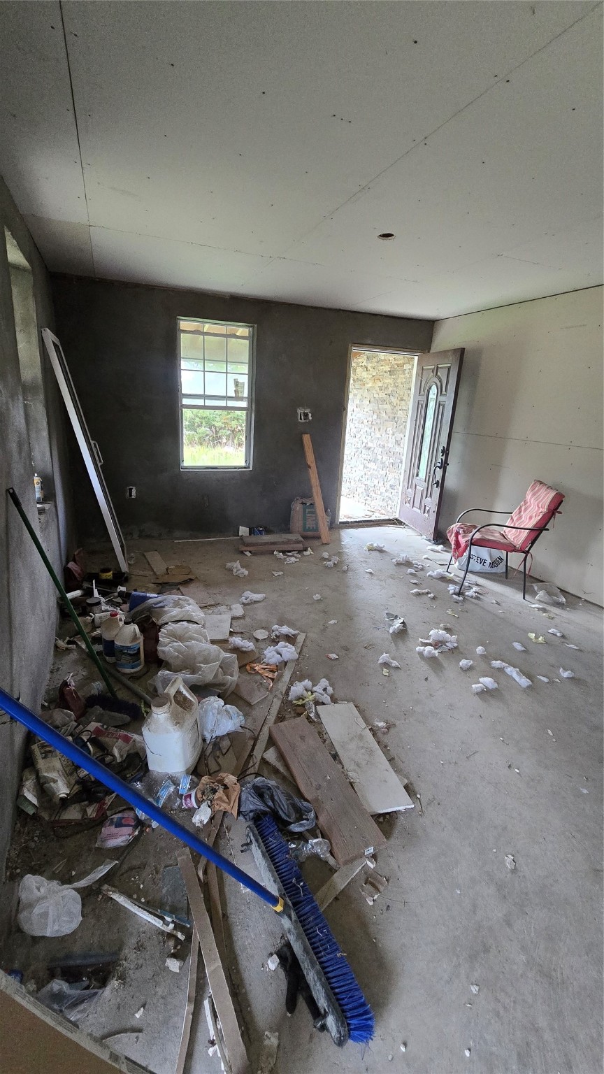 3535 Peveto Road Orange, TX 77632 - Photo 11 of 11 a view of a room with gym equipment