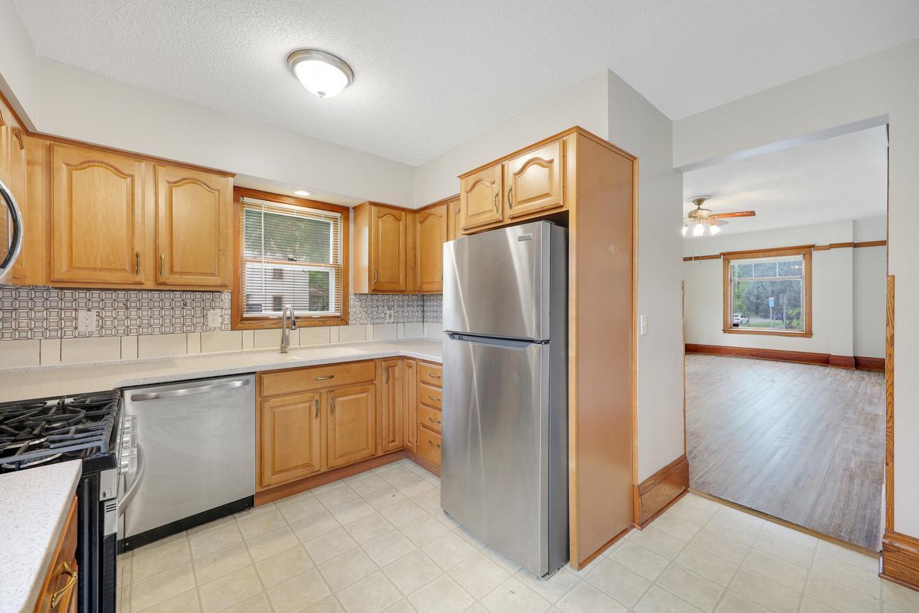 129 West 33rd Street Minneapolis, MN 55408 - Photo 11 of 27