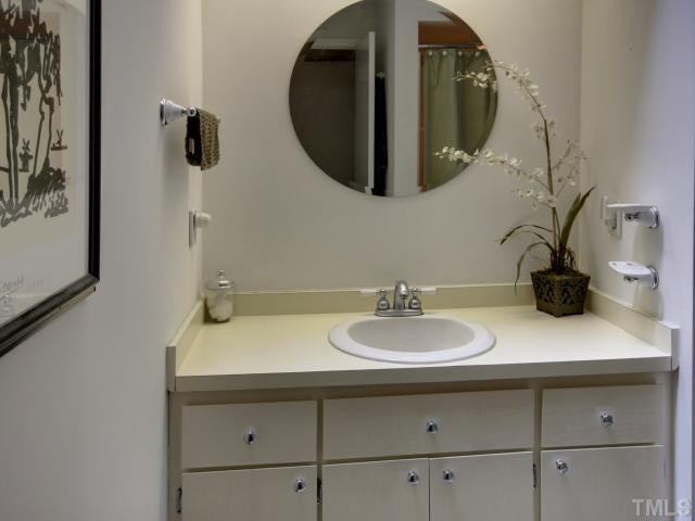 5 Pinnacle Road Durham, NC 27705 - Photo 8 of 12 Photo 8