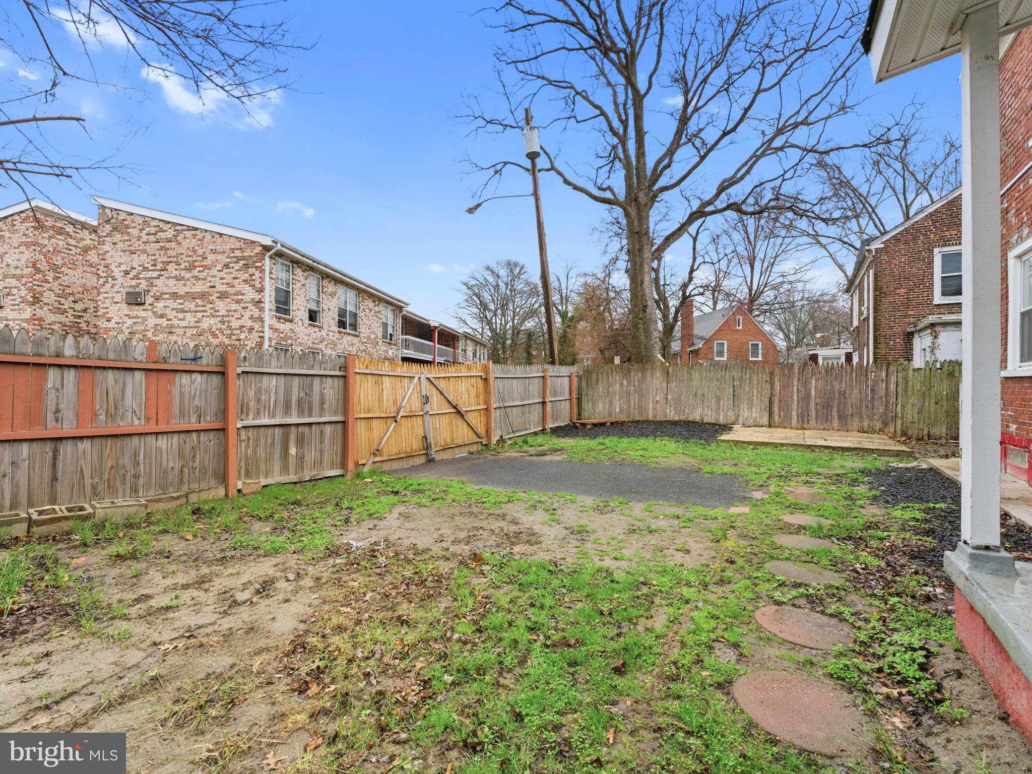2976 North Congress Road Camden, NJ 08104 - Photo 24 of 25 a view of backyard with green space