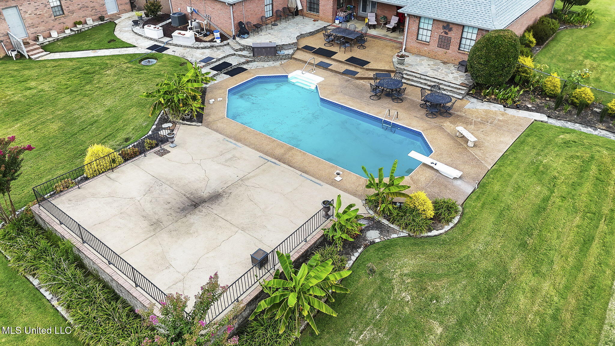 3315 Plum Point Road East Olive Branch, MS 38654 - Photo 31 of 43 47-web-or-mls-3315 Plum Point Rd E-47