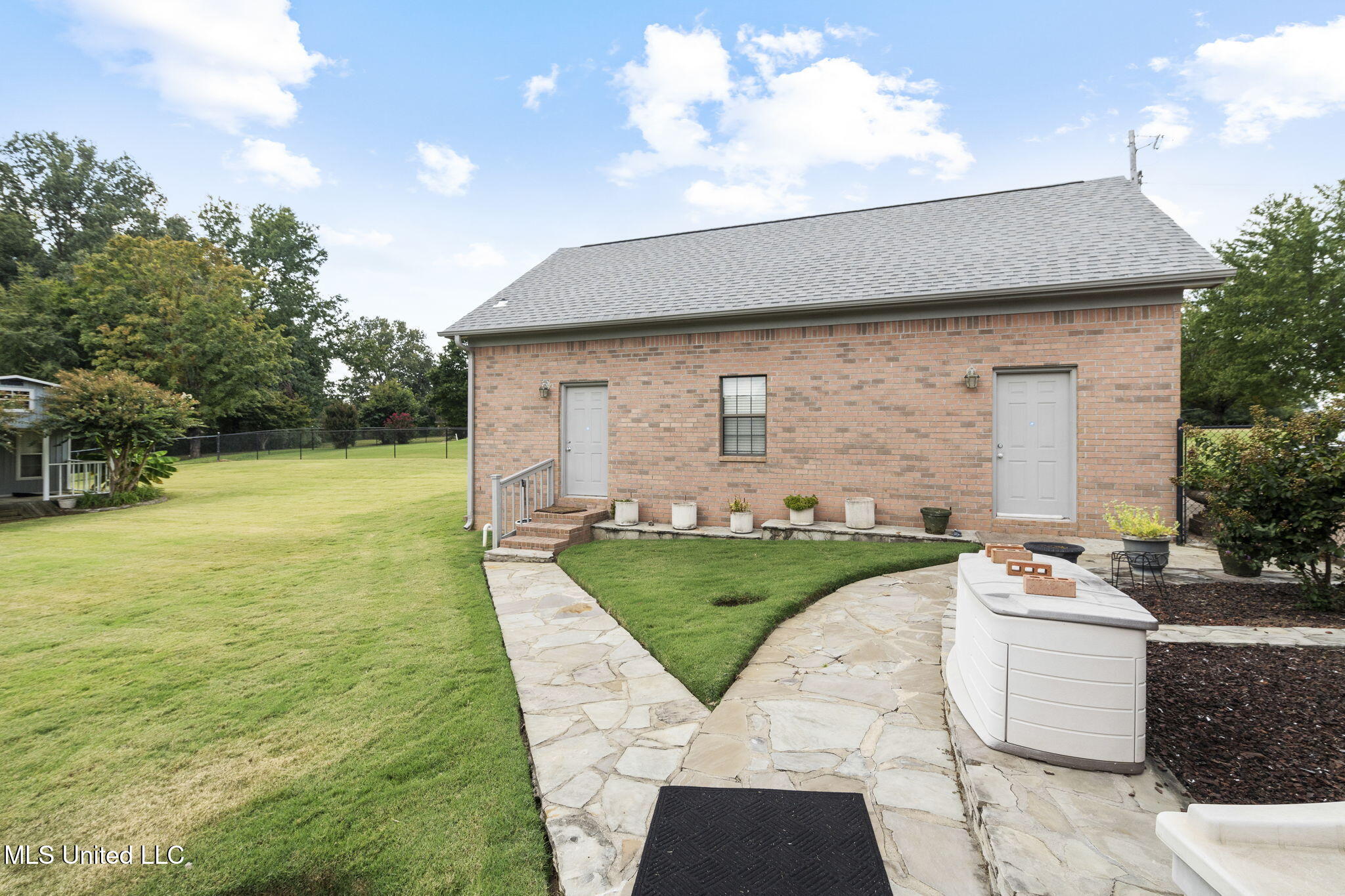 3315 Plum Point Road East Olive Branch, MS 38654 - Photo 41 of 43 41-web-or-mls-3315 Plum Point Rd E-41