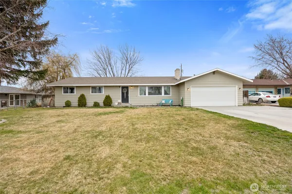 $394,900 | 915 East Elsinore Street, Othello, WA 99344