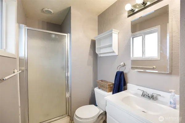 $394,900 | 915 East Elsinore Street, Othello, WA 99344