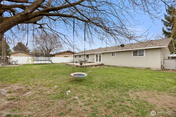 $394,900 | 915 East Elsinore Street, Othello, WA 99344
