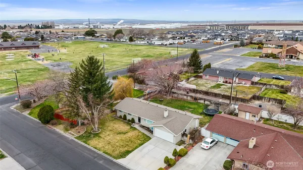 $394,900 | 915 East Elsinore Street, Othello, WA 99344