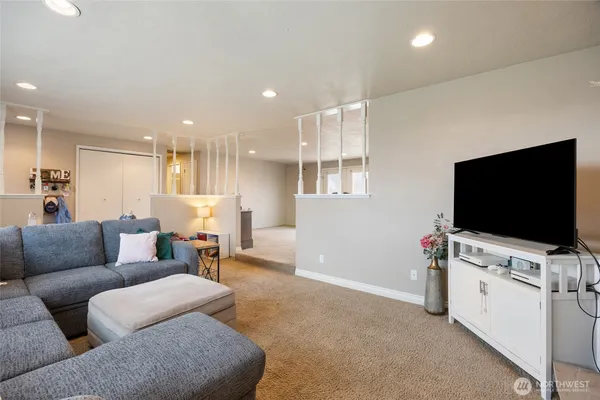 $394,900 | 915 East Elsinore Street, Othello, WA 99344