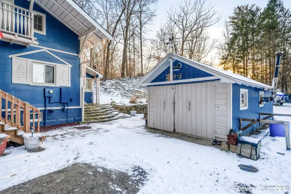 $330,000 | 4440 South M 37 Highway, Hastings, MI 49058