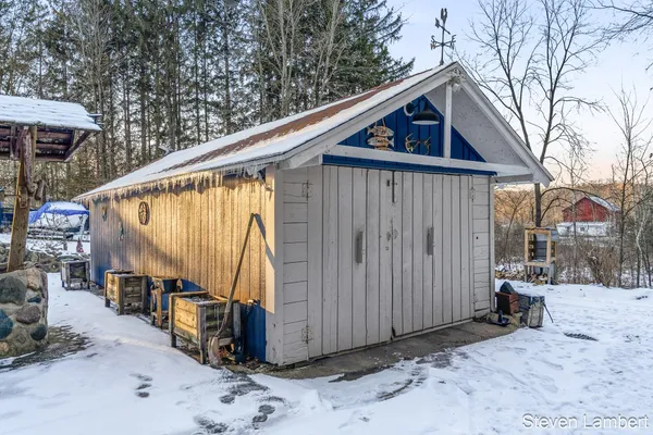 $330,000 | 4440 South M 37 Highway, Hastings, MI 49058