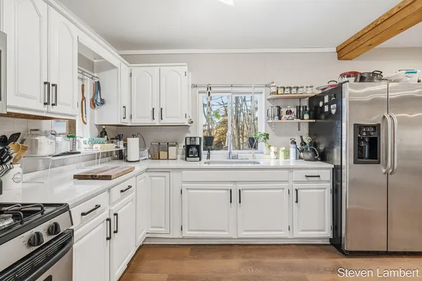 $330,000 | 4440 South M 37 Highway, Hastings, MI 49058