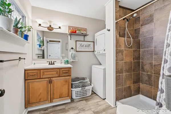$330,000 | 4440 South M 37 Highway, Hastings, MI 49058