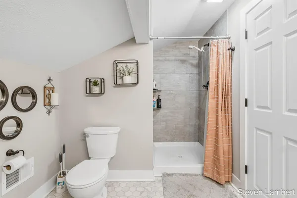 $330,000 | 4440 South M 37 Highway, Hastings, MI 49058
