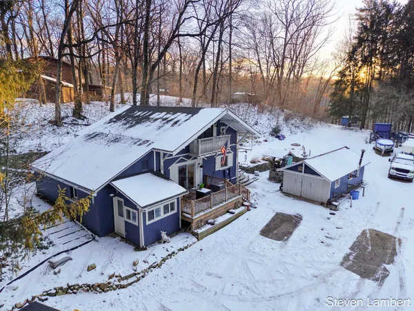 $330,000 | 4440 South M 37 Highway, Hastings, MI 49058