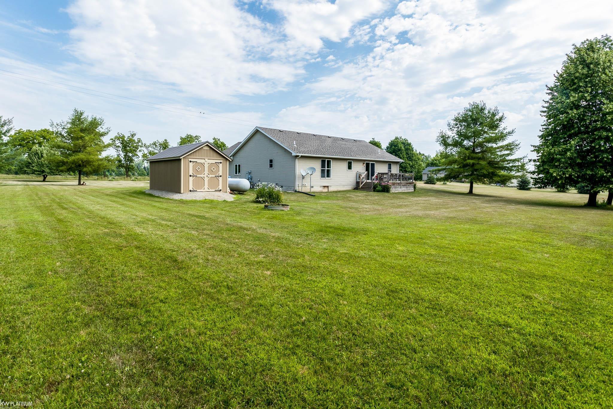 6700 Harrington Road Lexington, MI 48450 - Photo 5 of 19