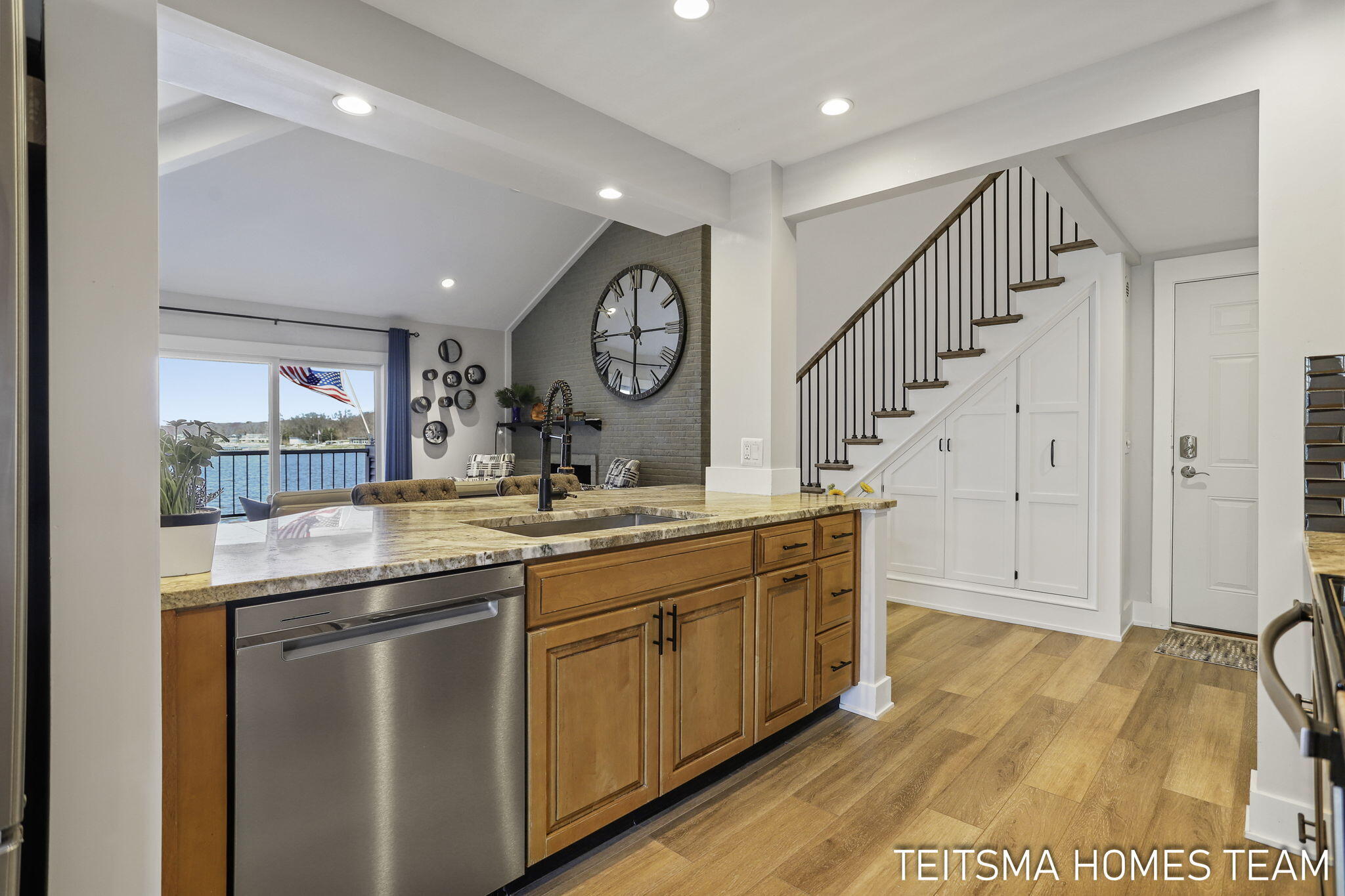 400 Lakeview Court, Unit 25D Spring Lake, MI 49456 - Photo 16 of 74 400 Lakeview Court 25D_49456