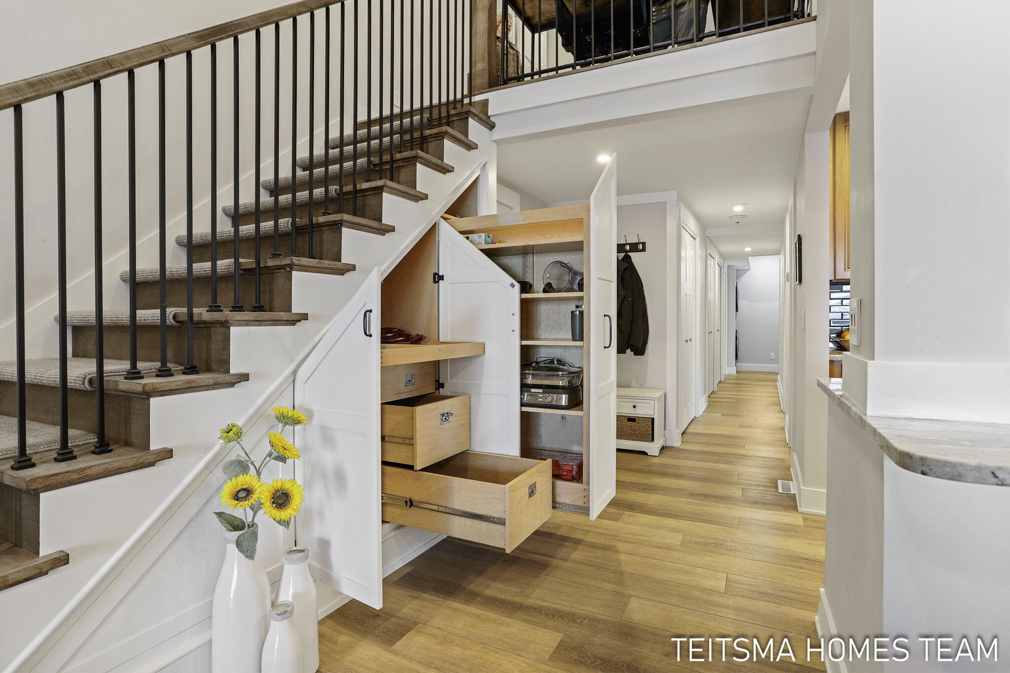 400 Lakeview Court, Unit 25D Spring Lake, MI 49456 - Photo 23 of 74 400 Lakeview Court 25D_49456