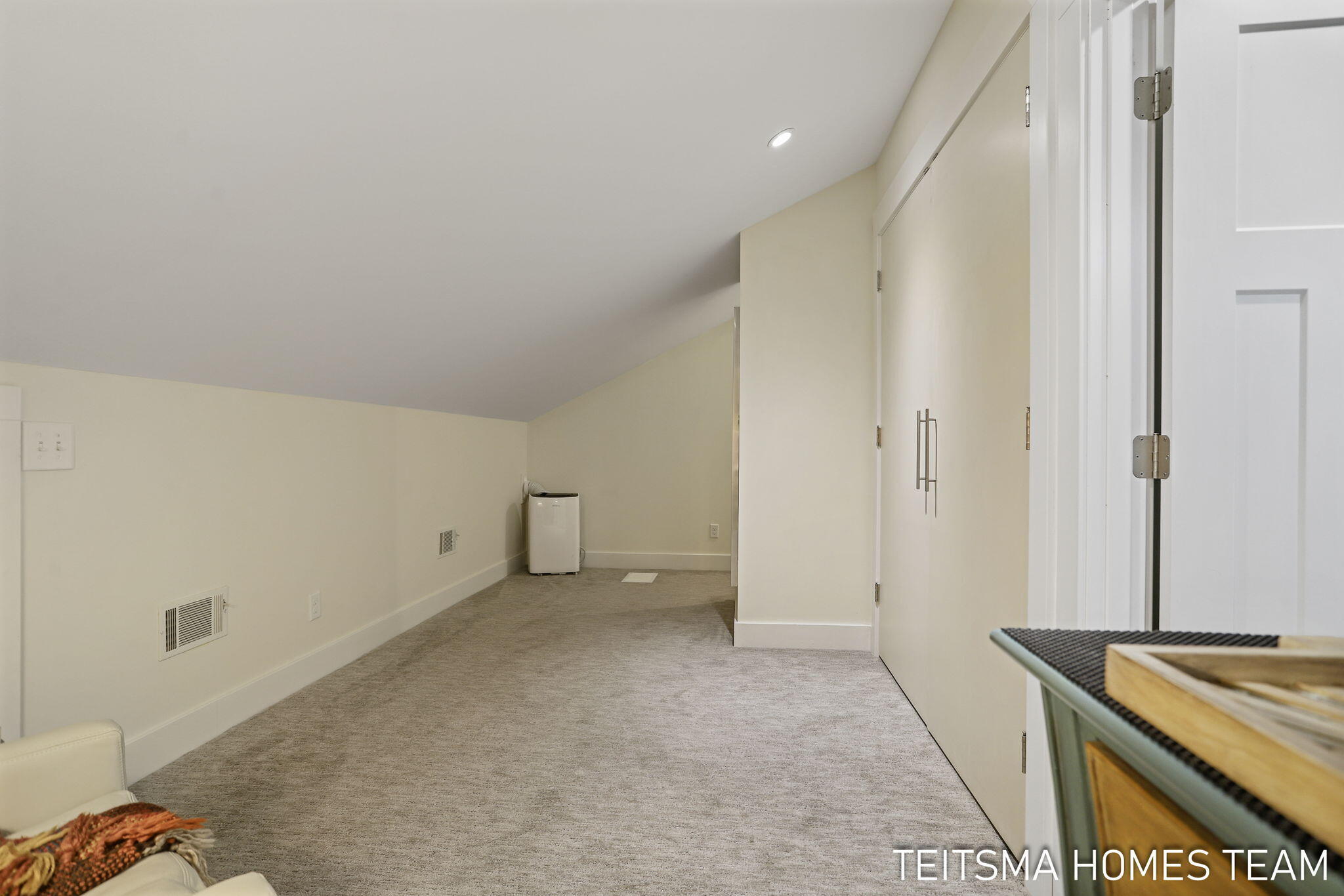 400 Lakeview Court, Unit 25D Spring Lake, MI 49456 - Photo 39 of 74 400 Lakeview Court 25D_49456