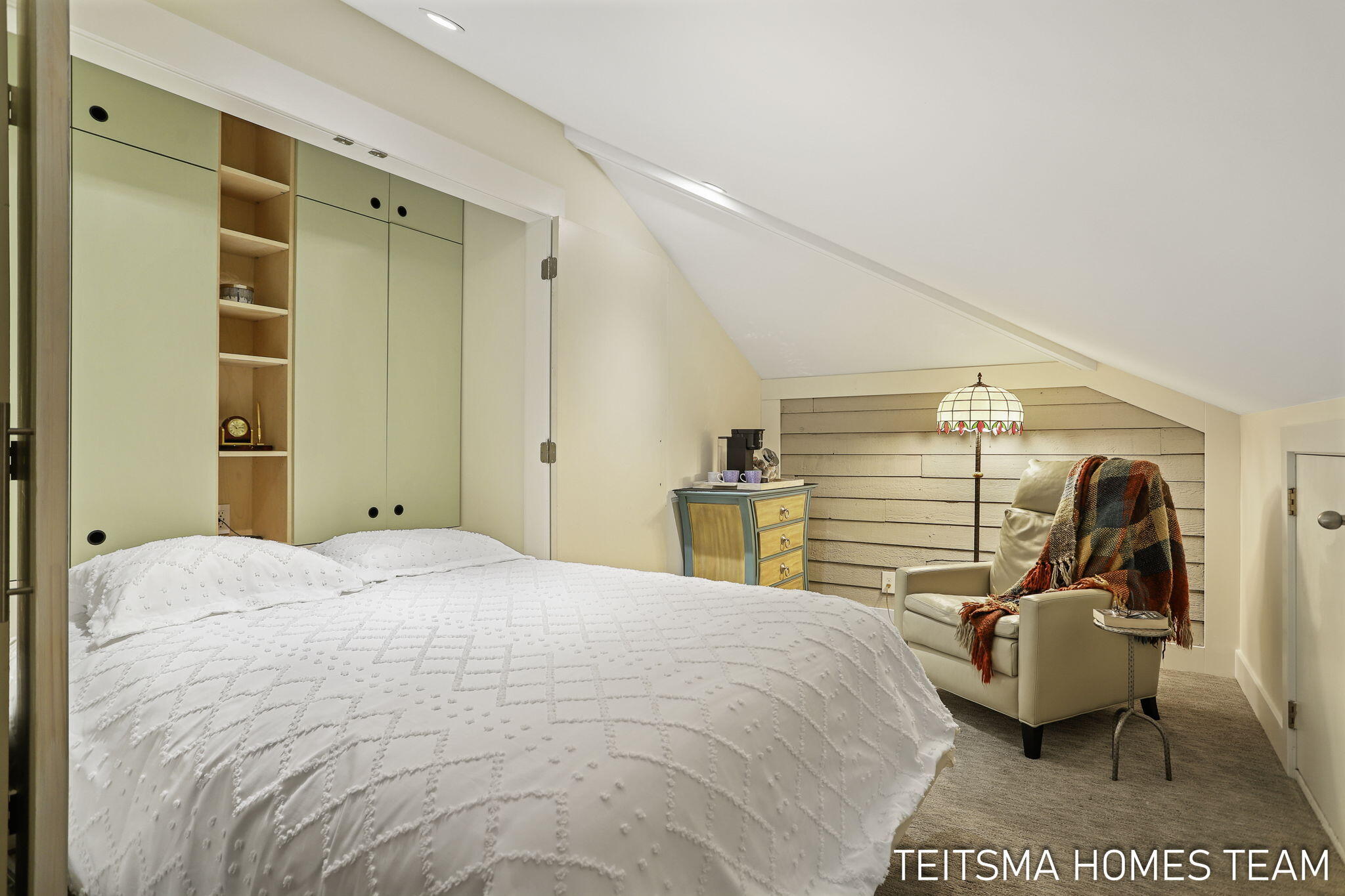 400 Lakeview Court, Unit 25D Spring Lake, MI 49456 - Photo 40 of 74 400 Lakeview Court 25D_49456