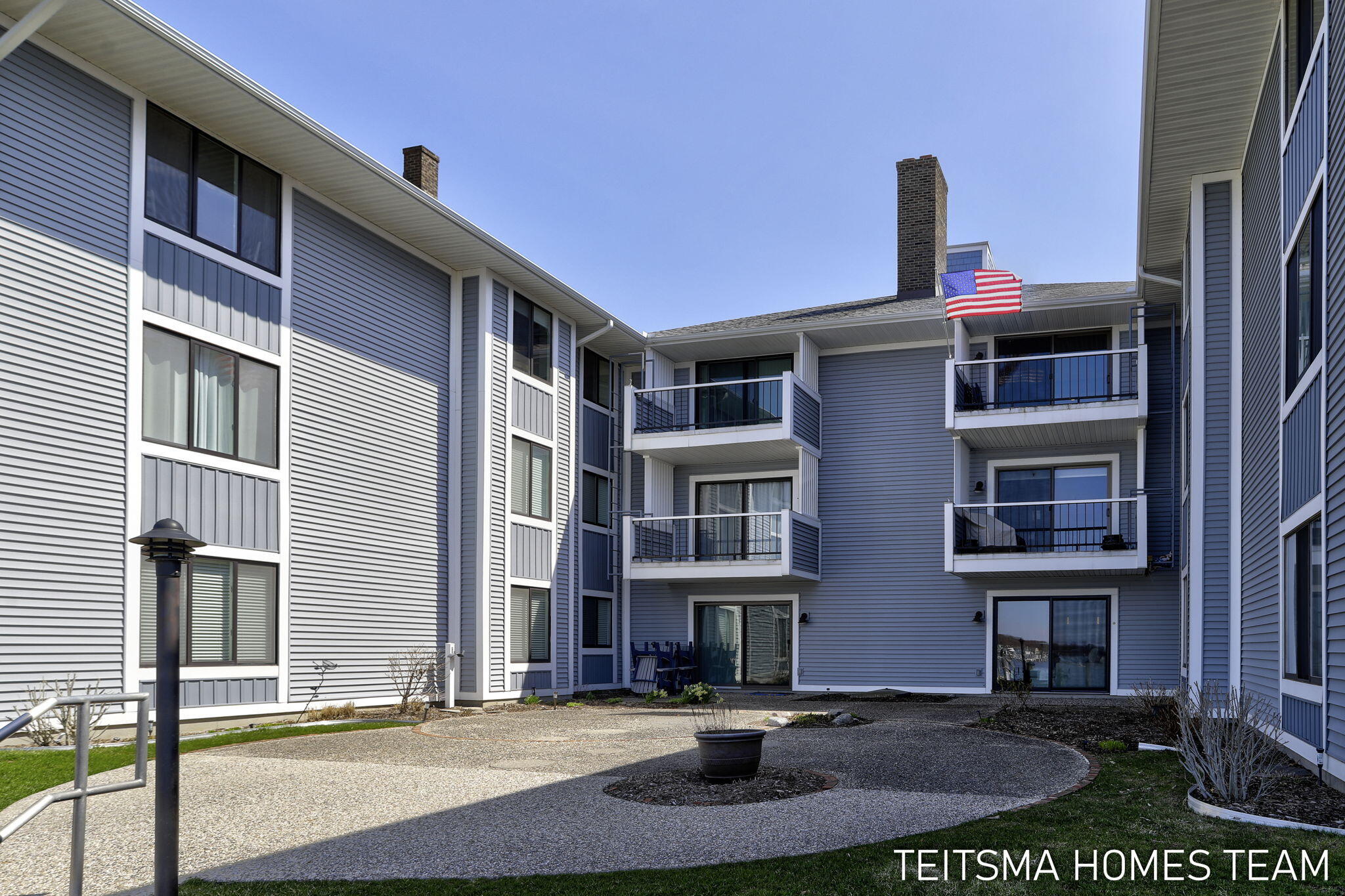 400 Lakeview Court, Unit 25D Spring Lake, MI 49456 - Photo 46 of 74 400 Lakeview Court 25D_49456