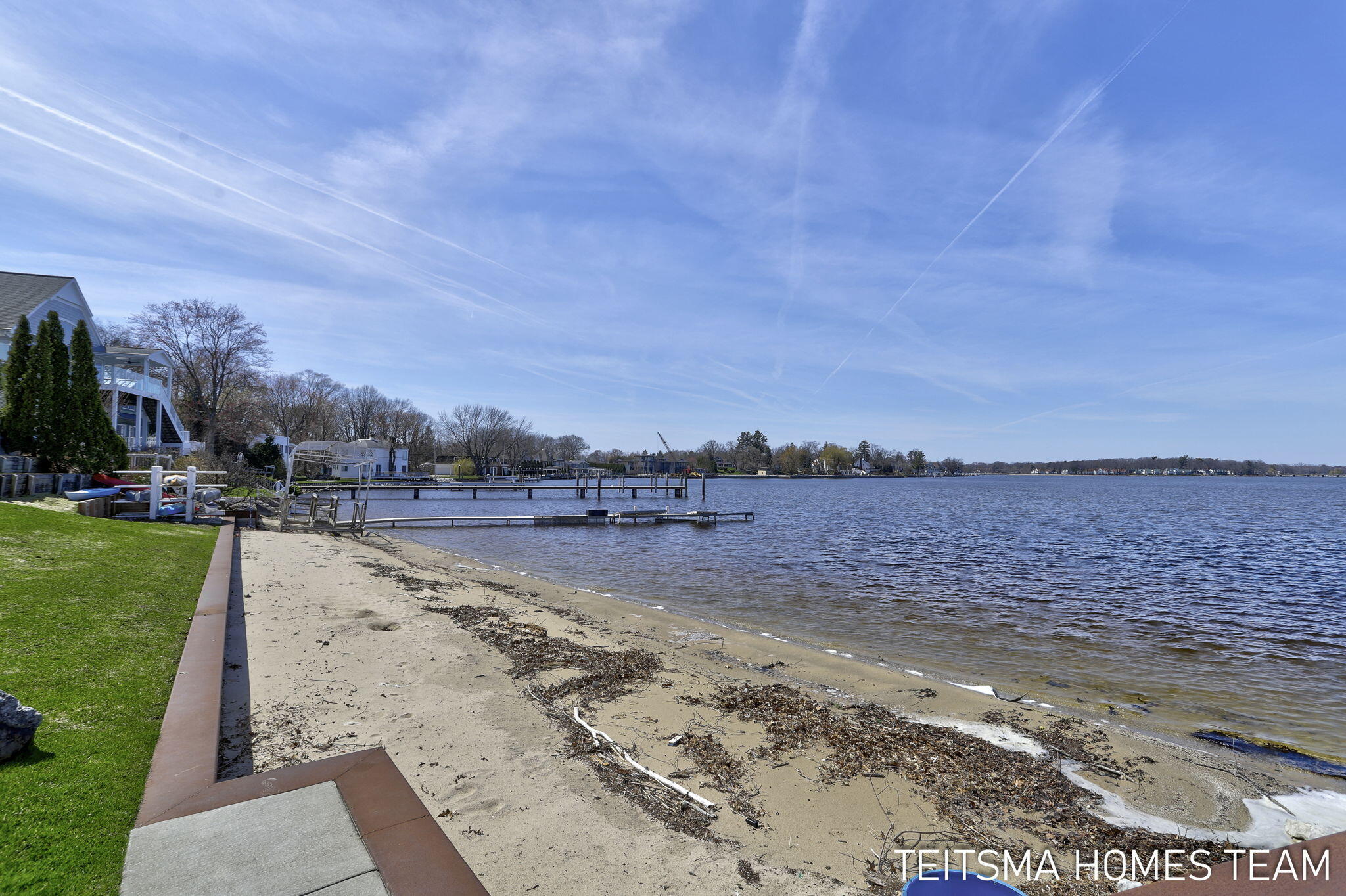 400 Lakeview Court, Unit 25D Spring Lake, MI 49456 - Photo 62 of 74 400 Lakeview Ct_Beach