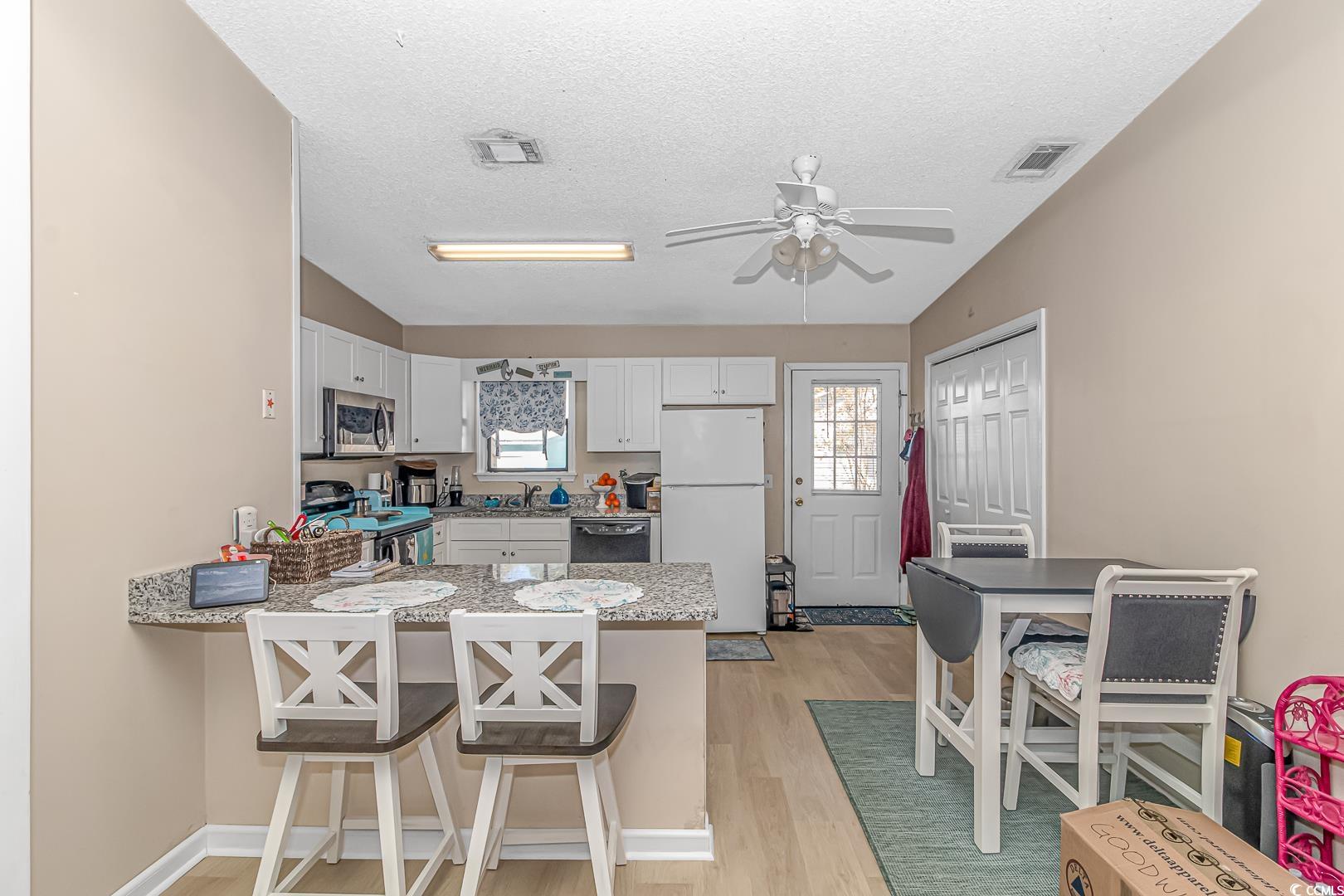 817 Marlin Court Murrells Inlet, SC 29576 - Photo 4 of 17 Gallery Image 4