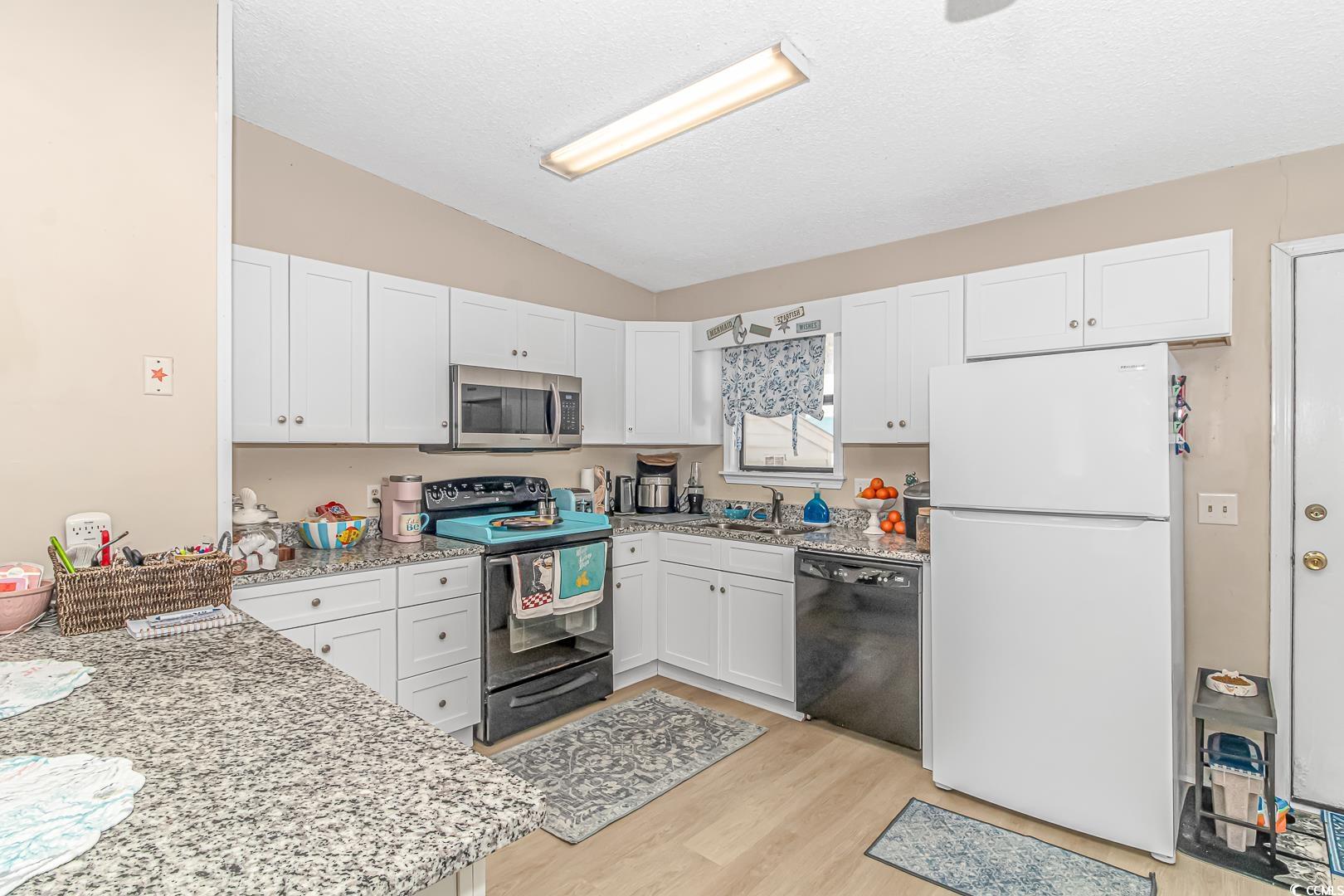 817 Marlin Court Murrells Inlet, SC 29576 - Photo 5 of 17 Gallery Image 5
